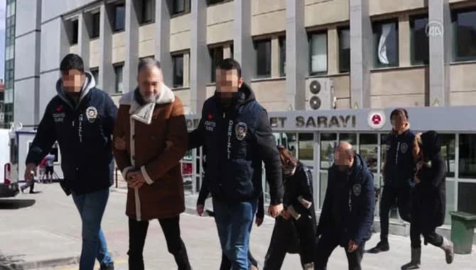 Denizli’de fahiş fiyatlı yasadışı kürtaj: Poşetin içinden bebek cenini çıktı!