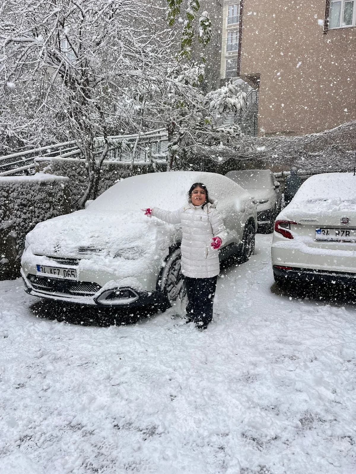 İstanbul’da 12 Ocak Pazartesi günü okullar tatil edildi