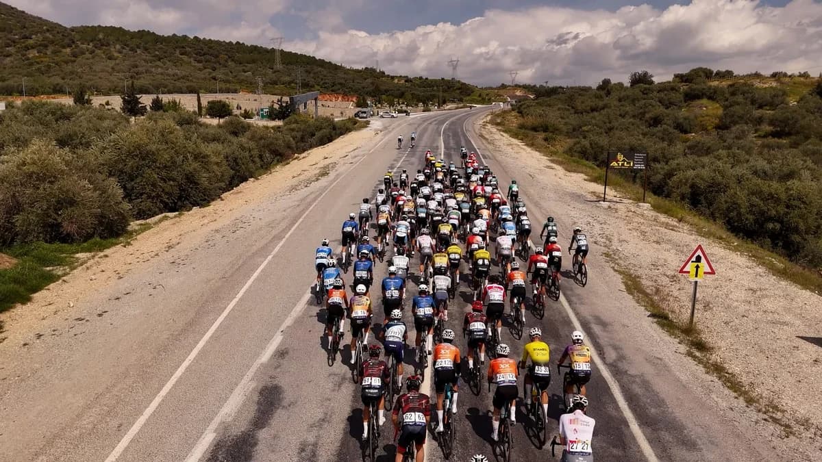 Tour Of Mersin Bisiklet Turu’nun 3’üncü Etabı Heyecanla Tamamlandı