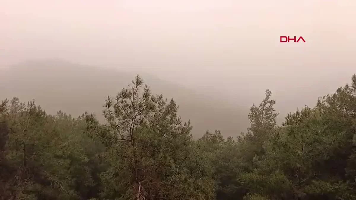 Antalya’yı Kaplayan Çöl Tozu Bulutu Gözler Önünde