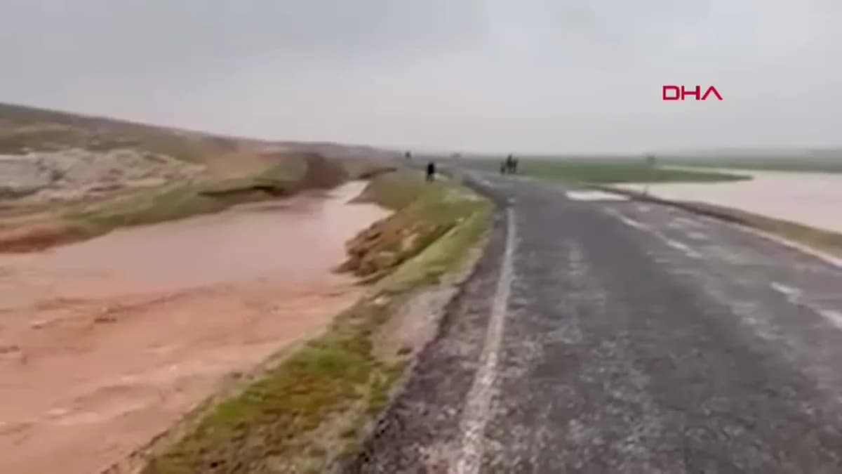 Şanlıurfa’da Sağanak Yağışlar Hayatı Olumsuz Etkiledi