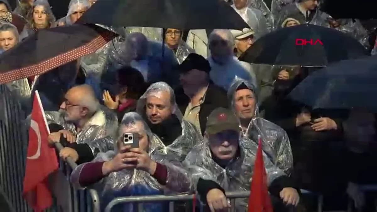 CHP Bursa’da Bozbey İçin Dayanışma Gösterisi