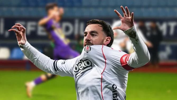 Haftanın kapanış maçında gol düellosu: Eyüpspor 2-2 Beşiktaş