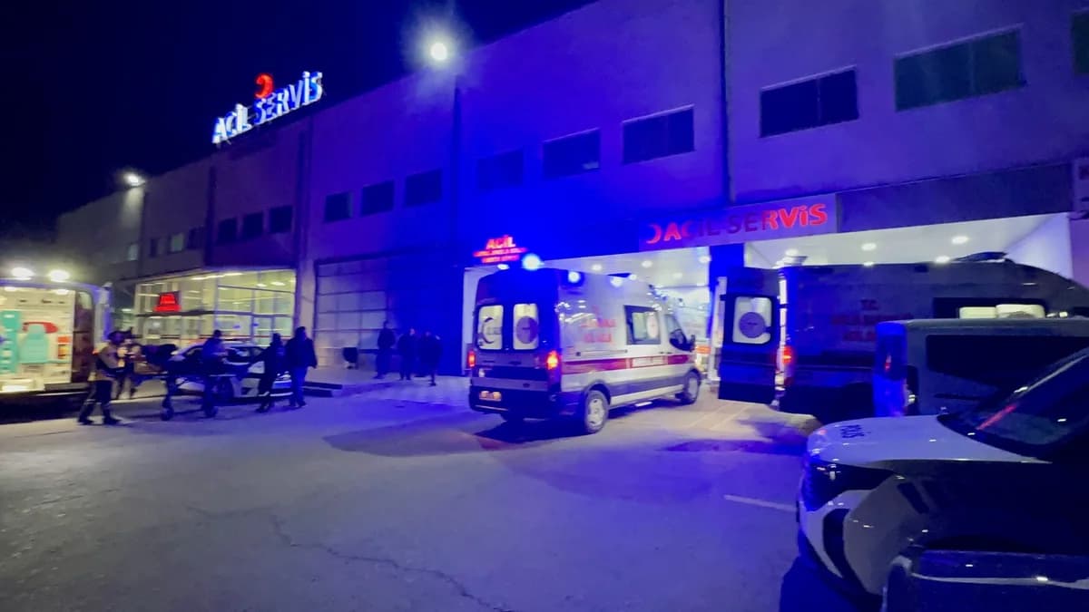 Malatya’da Bıçaklı Kavga: 1 Ağır Yaralı, 5 Kişi Hastaneye Kaldırıldı