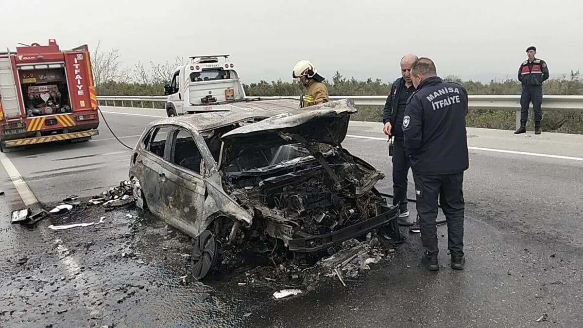 Kırkağaç’ta Otomobil Bariyere Çarparak Alev Aldı: 1 Yaralı