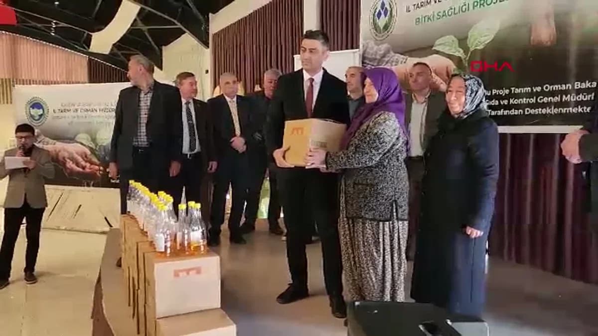 Afyonkarahisar’da Kiraz Üreticilerine Sirke Sineği Tuzağı Dağıtıldı