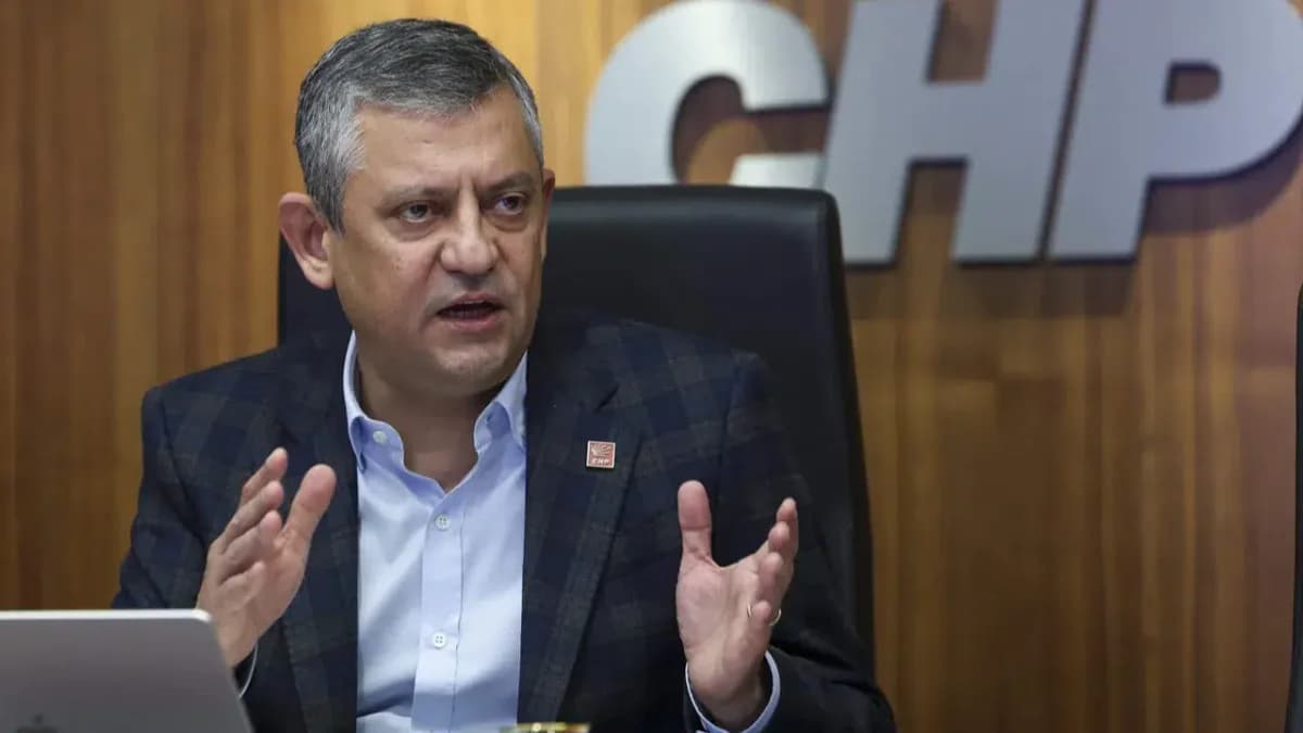 CHP’de Gözler O Telefon Görüşmesinde! Kulisleri Hareketlendiren İddia