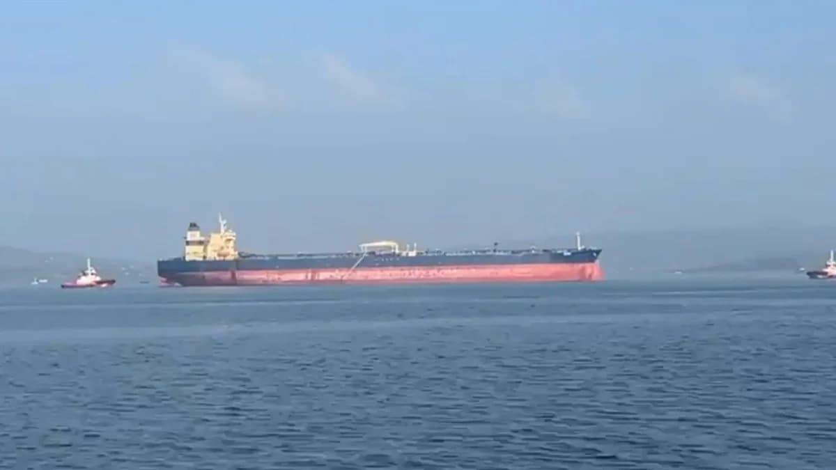 Çanakkale Boğazı’nda Gemi Arızası: Tanker Yedeklenerek Kurtarıldı