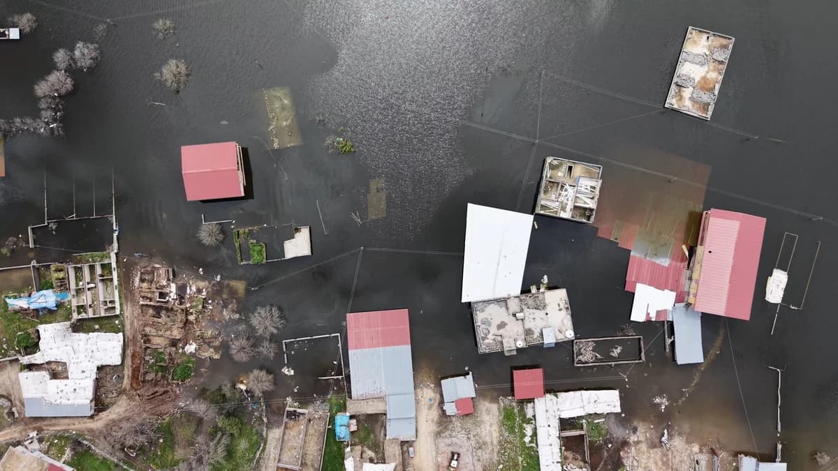 Diyarbakır’da Baraj Kapakları Açıldı, 10 Ev Sular Altında Kaldı: Yükselen Su Seviyesi Korkuttu