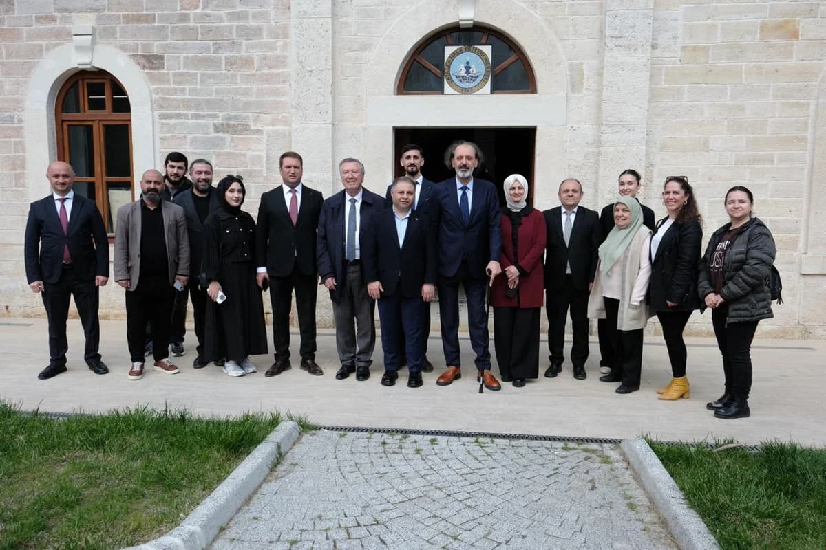 AK Parti Milletvekilleri Cuma Günleri İstanbul’da Vatandaşlarla Buluşuyor: “Her Mahallesiyle, Her Hikâyesiyle İstanbul”