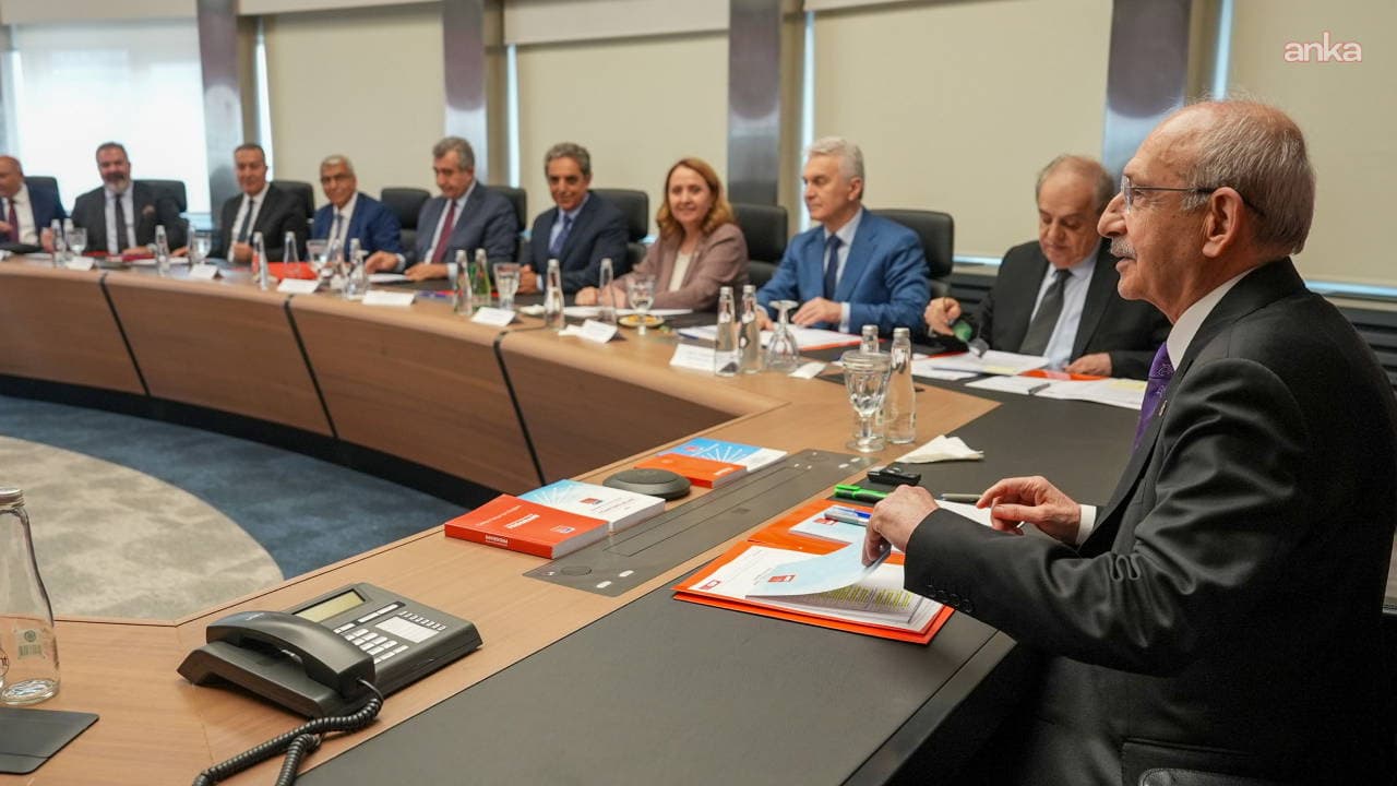 Kılıçdaroğlu, İstifa Dalgası Sonrası MYK'yı Genel Merkez'e Çağırdı