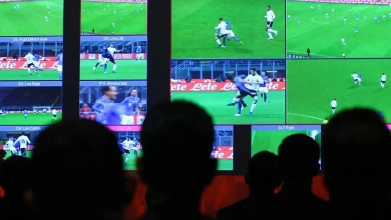 Norveç Futbolunda Kritik Mart: VAR’ın Geleceği Tartışılıyor