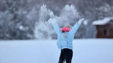 Son Dakika: İstanbul’da Kar Alarmı! Okullar Yarın Tatil Edildi