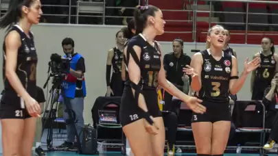 VakıfBank'tan Zehra Güneş ve Cansu Özbay'ın Sağlık Durumuna Dair Açıklama