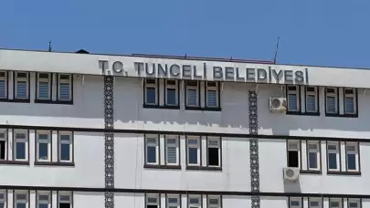 Tunceli Belediye Başkanı Cevdet Konak ile Ovacık Belediye Başkanı Mustafa Sarıgül Görevden Alındı