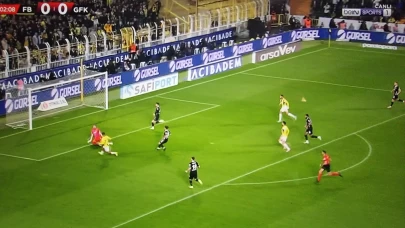 Fenerbahçe puan kaybetmedi! Gaziantap'i 3-1 Yenerek Puan Farkını 3'e İndirdi