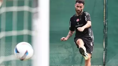 Rafa Silva, Ronaldo'yu, Quaresma'yı hepsini pas geçti!