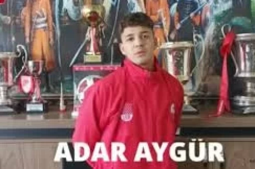 Adar Aygür Kimdir ?