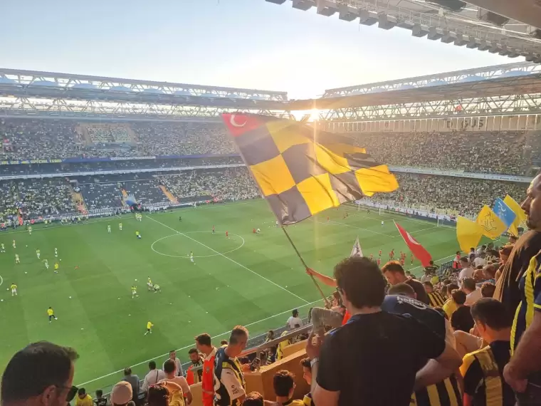 Baba Kız Fenerbahçe Maçına Gittiler