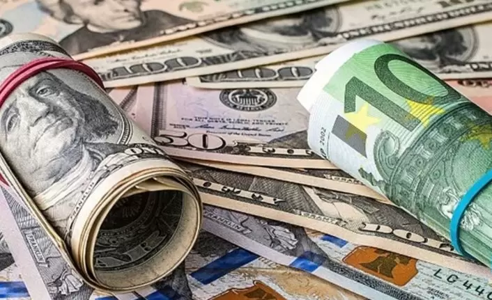 Dolar Güne Hareketli Başladı: İşte 16 Ocak Kurları