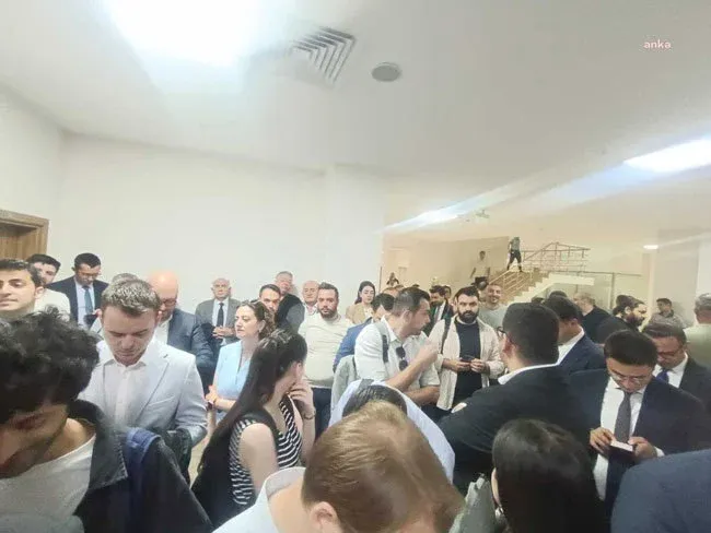 CHP’de Yargı Süreci Devam Ediyor: Kurultay Davası Eylül’e Kaldı