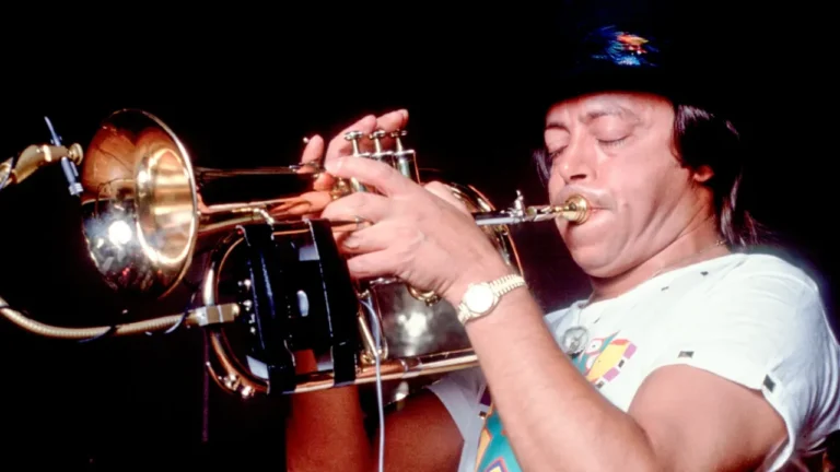 Caz müzikesinin neşeli sesi Chuck Mangione hayatını kaybetti