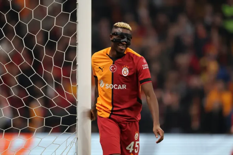 Galatasaray, Osimhen için teminatlı 70 milyon euro teklif yaptı