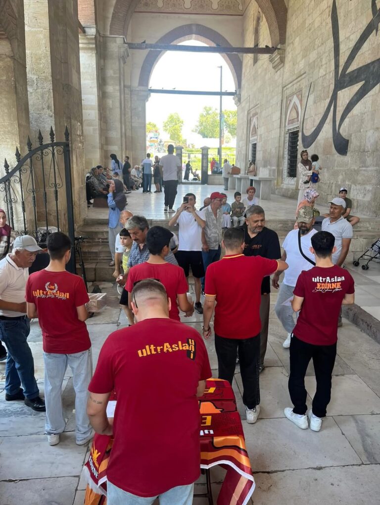 ultrAslan’dan duygulandıran hareket: Şehidimizi unutmadılar