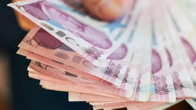 Kamu işçilerine kötü haber: Enflasyon zammı teklifi geri çekildi