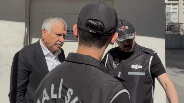 CHP’li başkanlara farklı kararlar: Karalar tutuklu, Tutdere evde