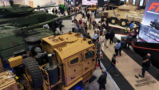 Yerli teknolojiyi yakından gördüler: IDEF 2025 ilk kez halka açıldı