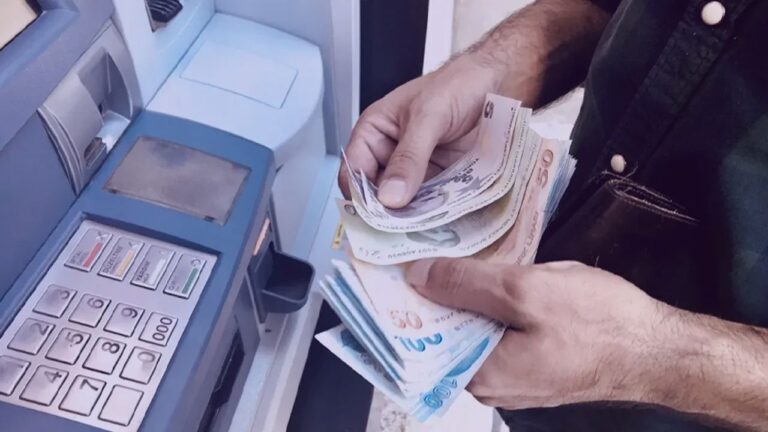 Kredi borcu olan emeklinin maaşına haciz gelebilir