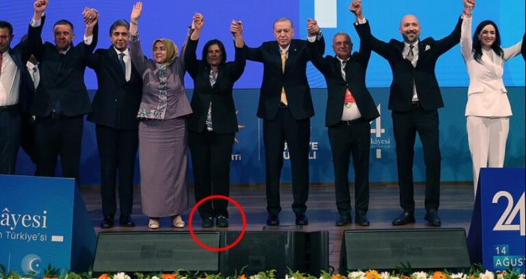 Topuklu Efe AKP’ye Transfer Oldu: Aydın’da Sular Durulmuyor!
