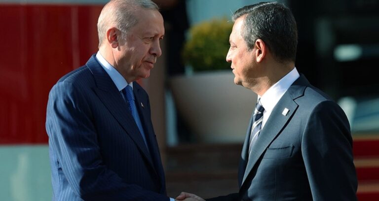 Erdoğan’dan Özgür Özel’e Hakaret Davası: 1 Milyon TL’lik Talep